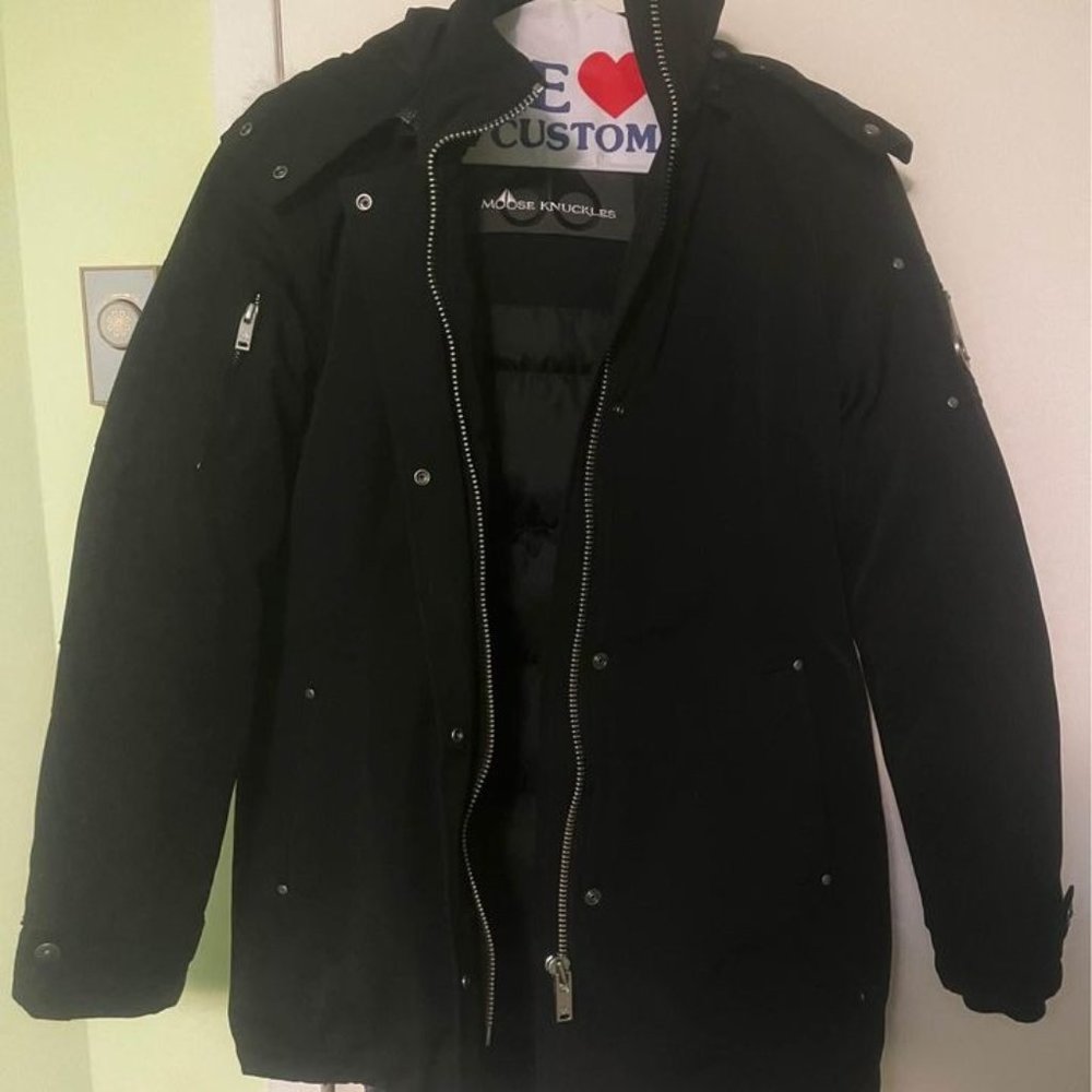Moose Knuckles black mid length winter coat size S - arctic fox fur